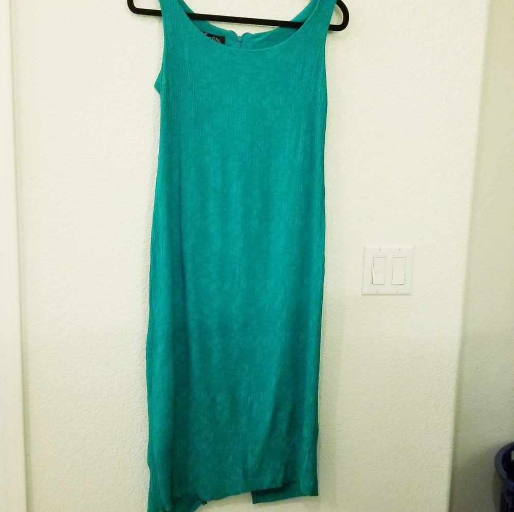 ⭐️3/$15⭐️ K Petite Collection Size 6P Dress